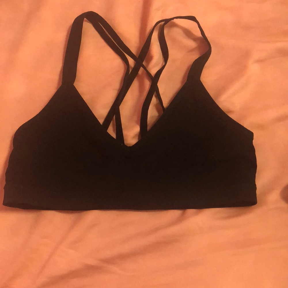 Black sports bra